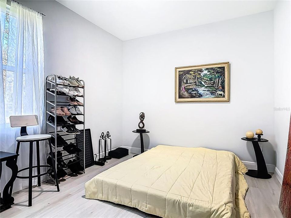Activo con contrato: $350,000 (4 camas, 2 baños, 1600 Pies cuadrados)