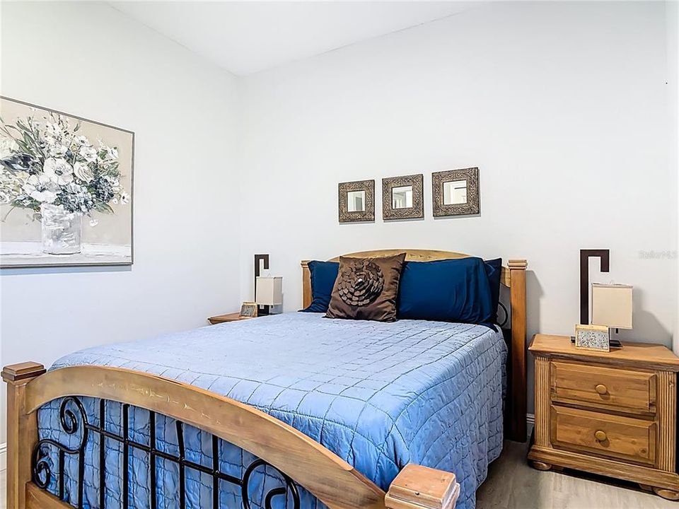 Activo con contrato: $350,000 (4 camas, 2 baños, 1600 Pies cuadrados)