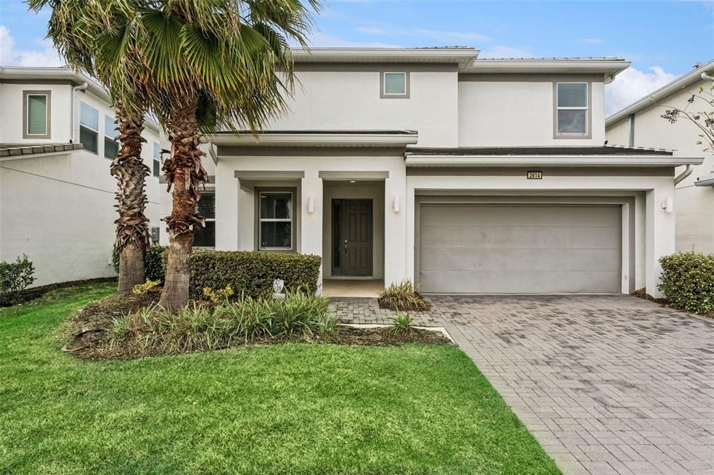 Active With Contract: $599,900 (8 beds, 5 baths, 3248 Square Feet)