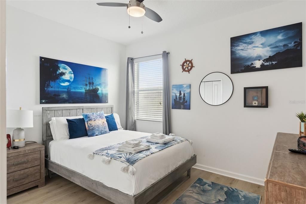 Active With Contract: $599,900 (8 beds, 5 baths, 3248 Square Feet)