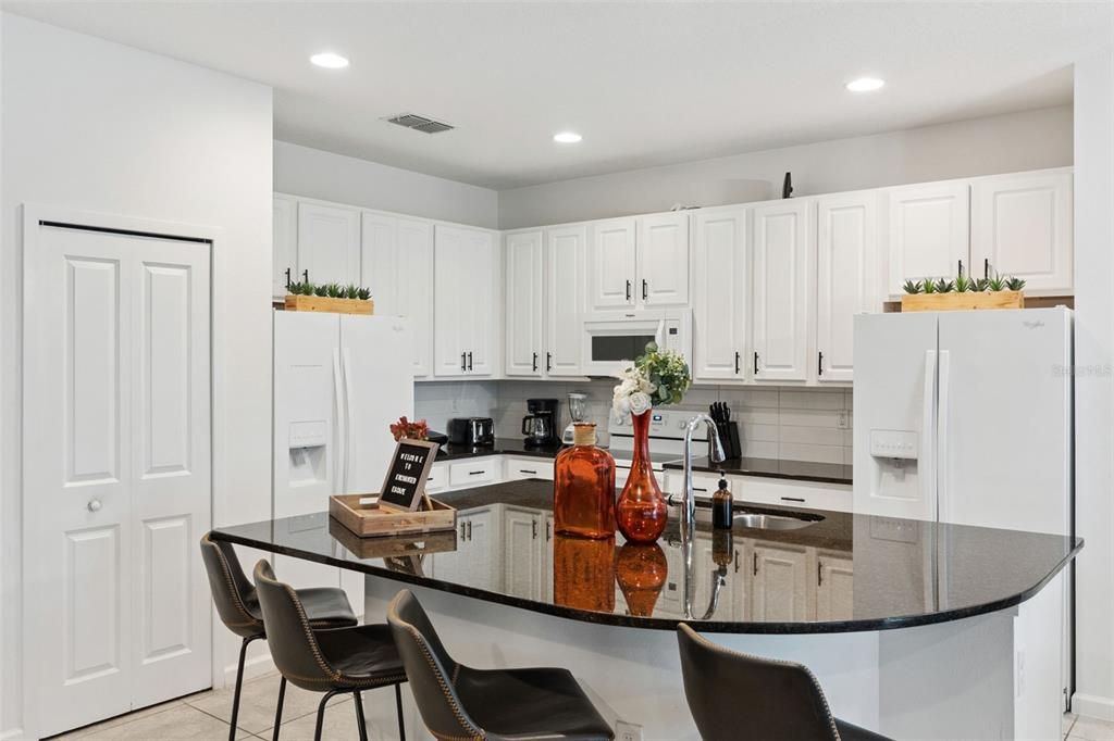 Active With Contract: $599,900 (8 beds, 5 baths, 3248 Square Feet)