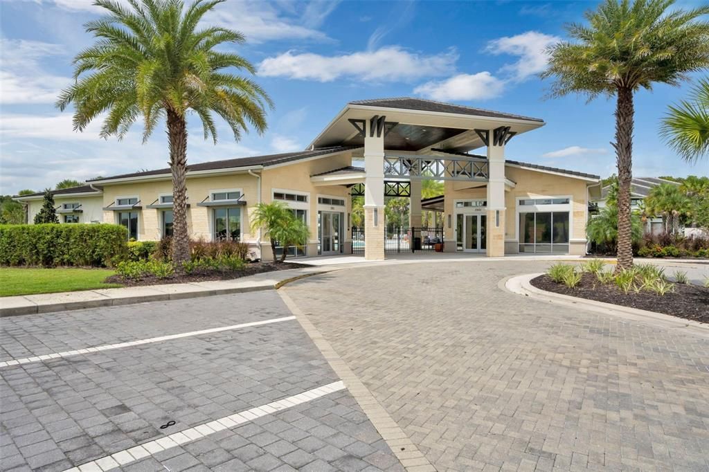 Active With Contract: $599,900 (8 beds, 5 baths, 3248 Square Feet)