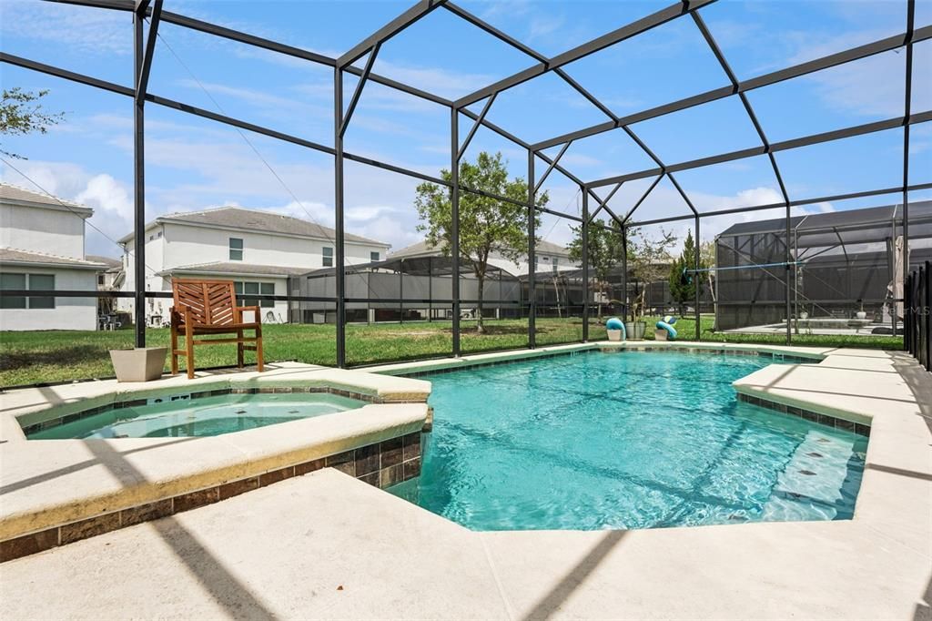 Active With Contract: $599,900 (8 beds, 5 baths, 3248 Square Feet)