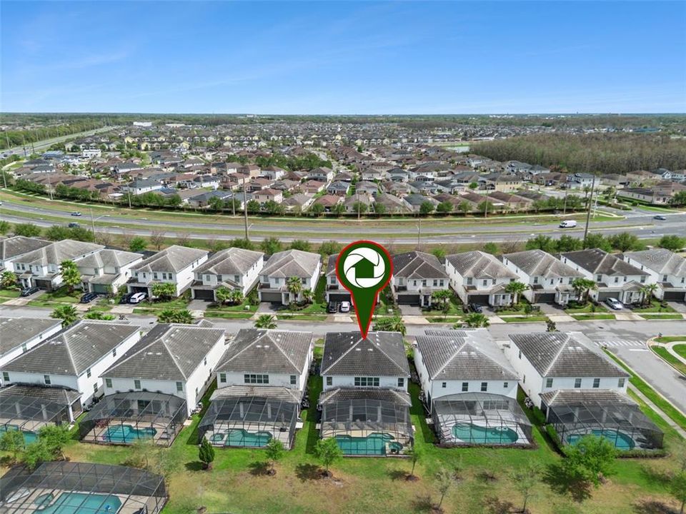 Active With Contract: $599,900 (8 beds, 5 baths, 3248 Square Feet)