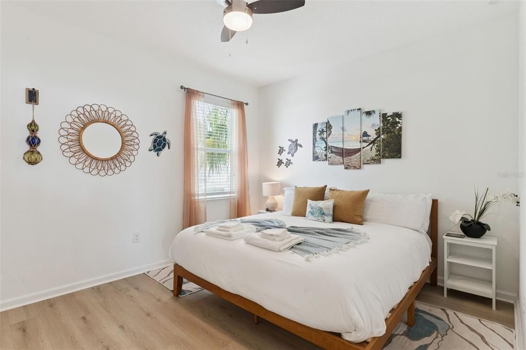 Active With Contract: $599,900 (8 beds, 5 baths, 3248 Square Feet)