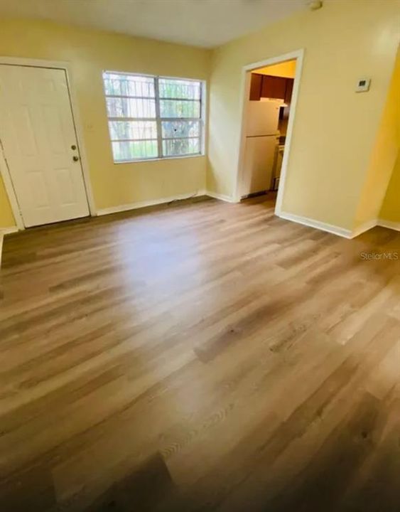 На продажу: $649,999 (8 спален, 0 ванн, 2288 Квадратных фут)