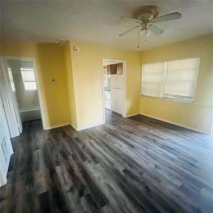 На продажу: $649,999 (8 спален, 0 ванн, 2288 Квадратных фут)