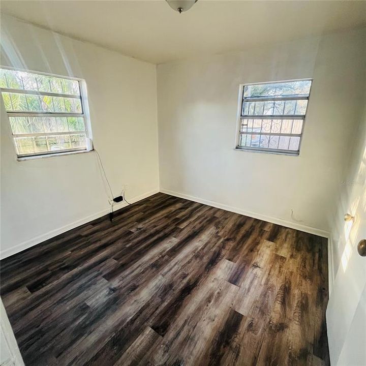 На продажу: $649,999 (8 спален, 0 ванн, 2288 Квадратных фут)