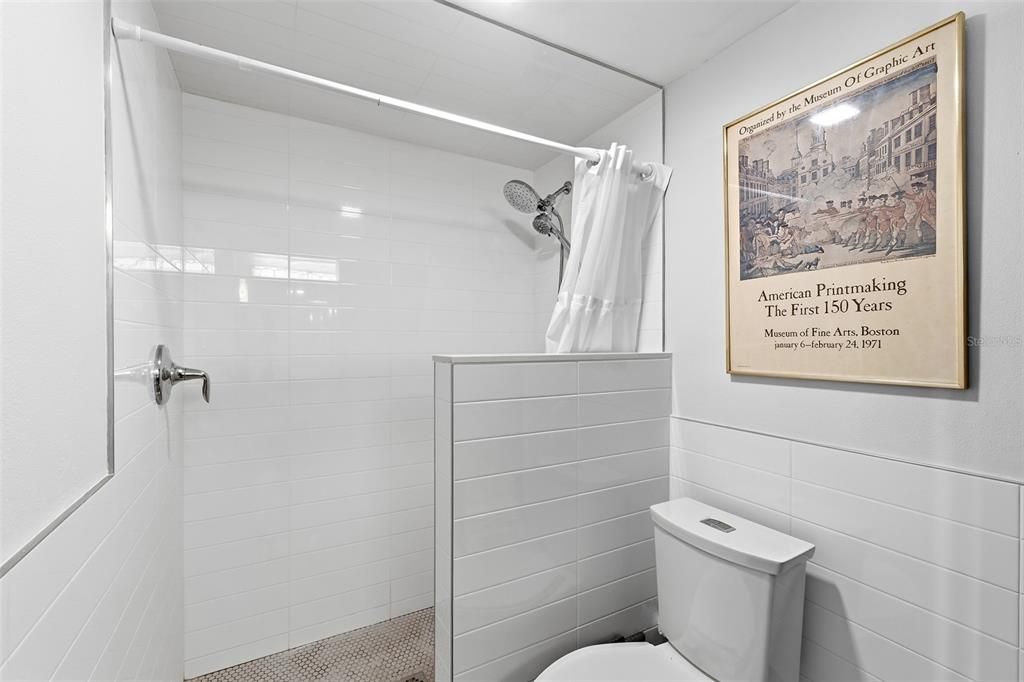 For Sale: $660,000 (2 beds, 2 baths, 1982 Square Feet)