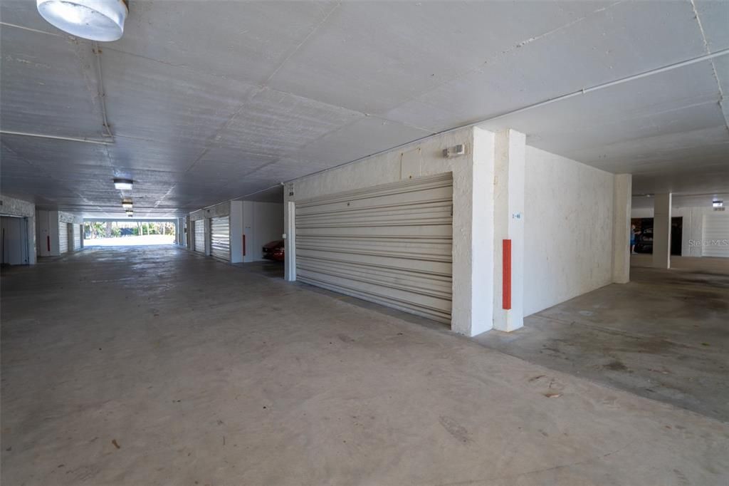 For Sale: $660,000 (2 beds, 2 baths, 1982 Square Feet)