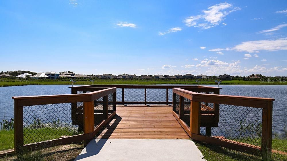 Active With Contract: $345,169 (3 beds, 2 baths, 1404 Square Feet)