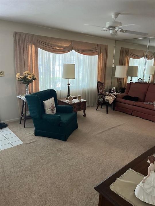Activo con contrato: $260,000 (3 camas, 2 baños, 1248 Pies cuadrados)