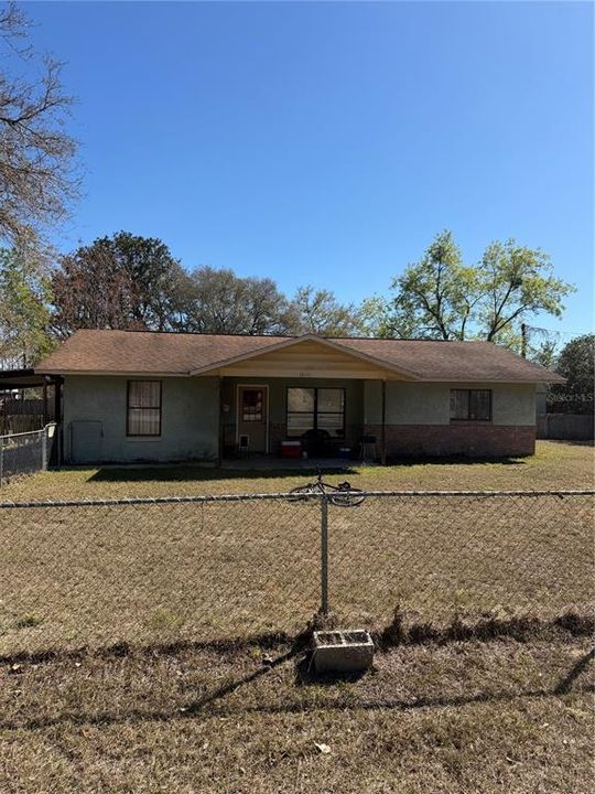 Recently Sold: $135,000 (3 beds, 1 baths, 1260 Square Feet)