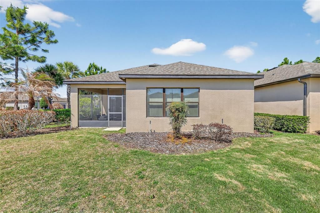 Active With Contract: $405,900 (2 beds, 2 baths, 1726 Square Feet)