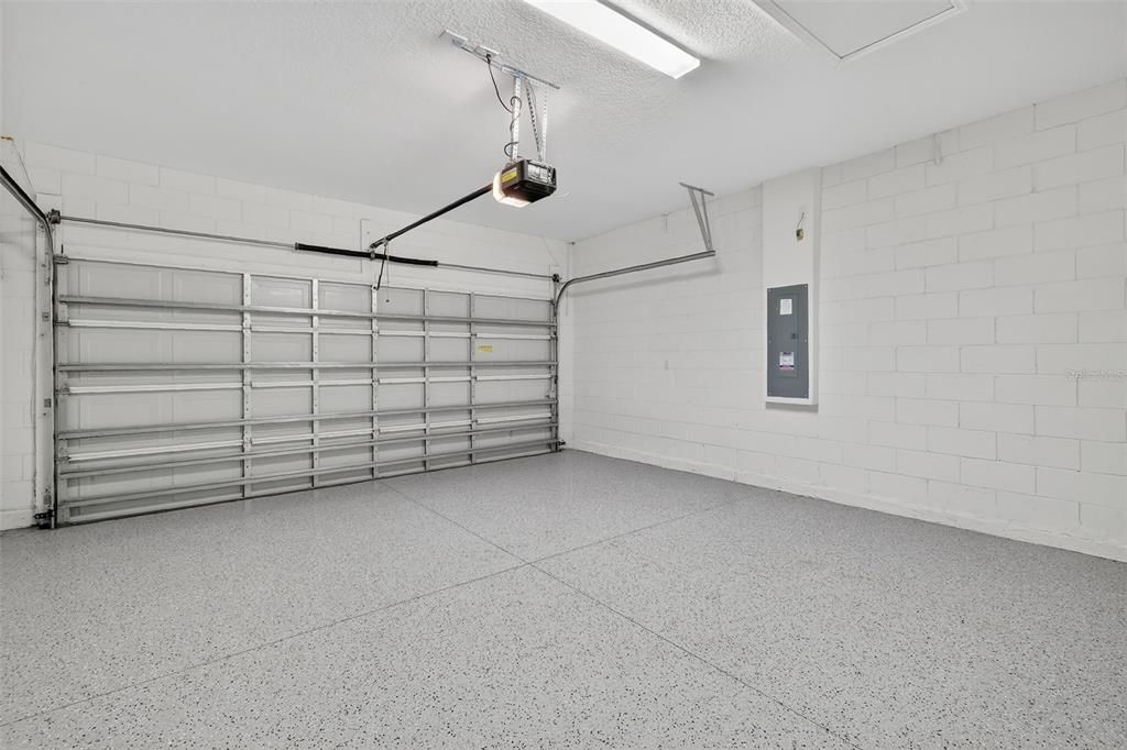 Active With Contract: $405,900 (2 beds, 2 baths, 1726 Square Feet)