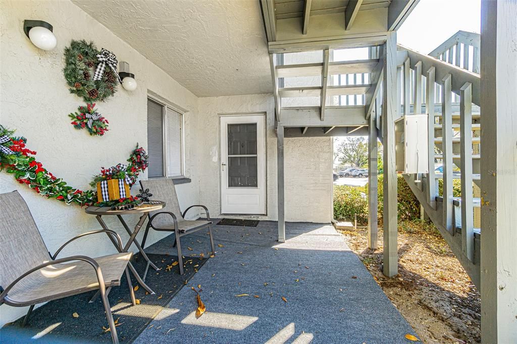 Active With Contract: $215,000 (2 beds, 2 baths, 960 Square Feet)