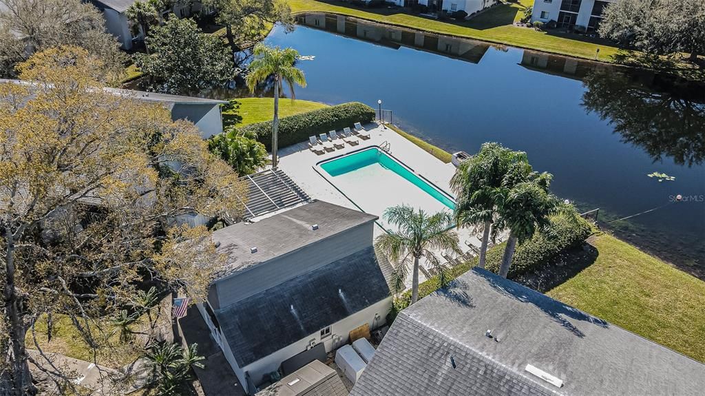 Active With Contract: $215,000 (2 beds, 2 baths, 960 Square Feet)