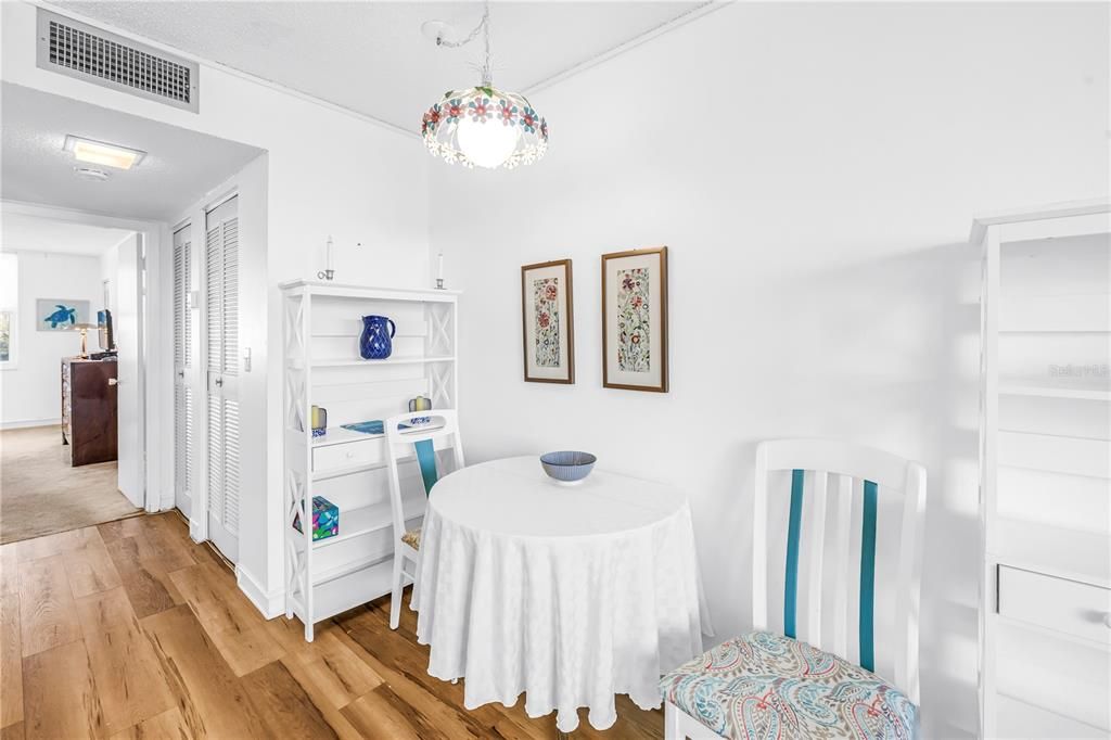 Activo con contrato: $160,000 (1 camas, 1 baños, 595 Pies cuadrados)