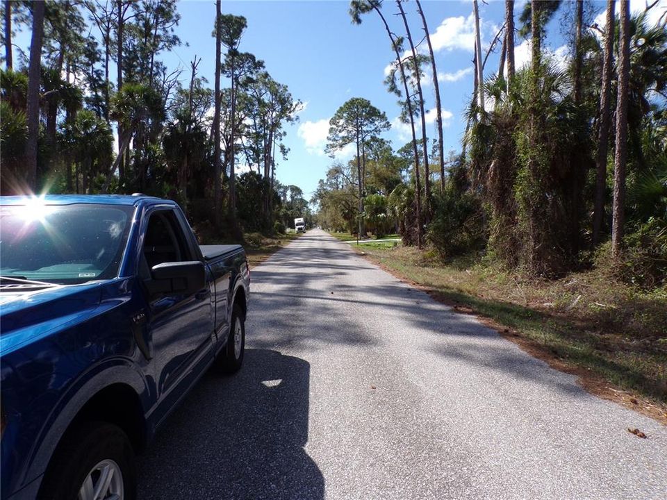 Activo con contrato: $33,990 (0.46 acres)