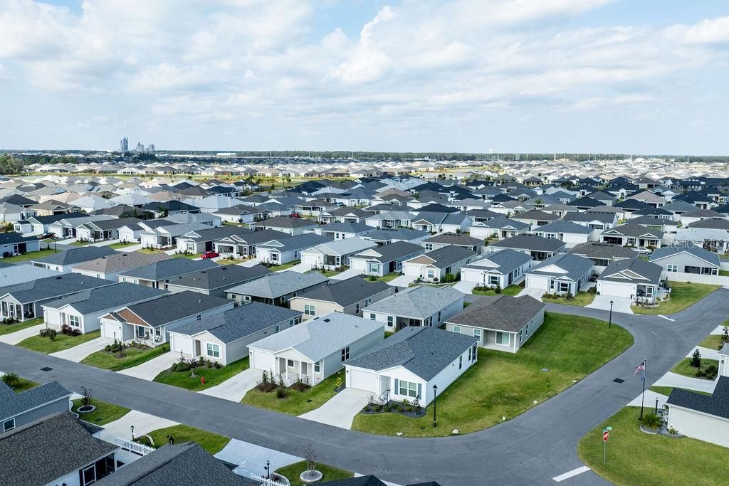 На продажу: $262,499 (2 спален, 2 ванн, 984 Квадратных фут)