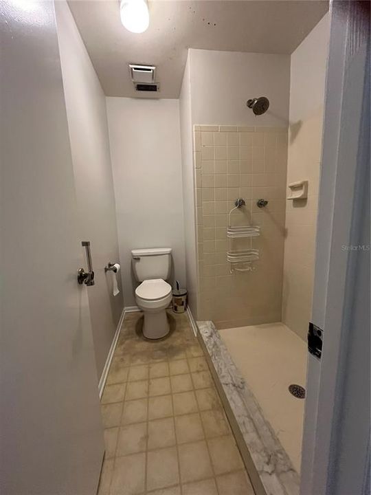 Active With Contract: $295,000 (3 beds, 2 baths, 1575 Square Feet)