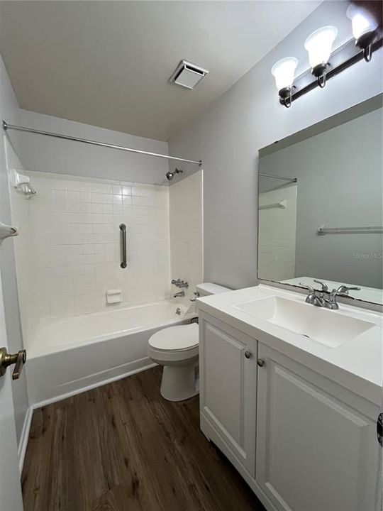 Active With Contract: $295,000 (3 beds, 2 baths, 1575 Square Feet)