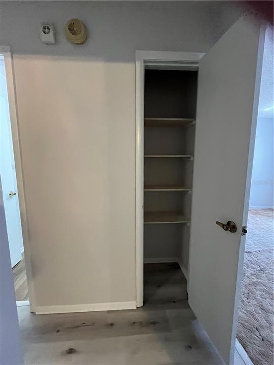 Active With Contract: $295,000 (3 beds, 2 baths, 1575 Square Feet)