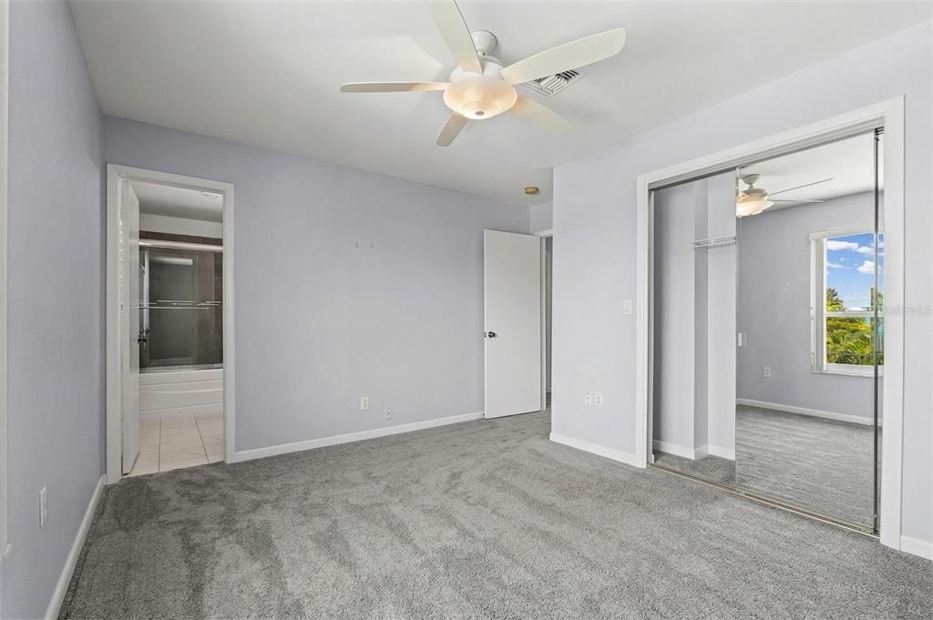 For Sale: $639,000 (2 beds, 2 baths, 1430 Square Feet)