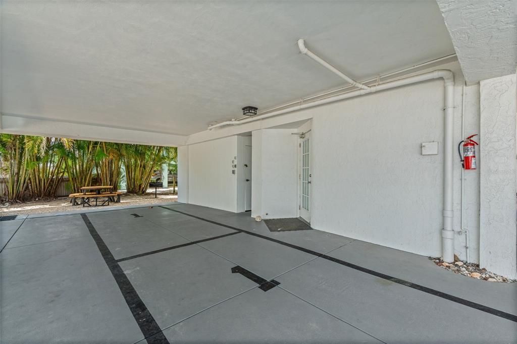 For Sale: $639,000 (2 beds, 2 baths, 1430 Square Feet)