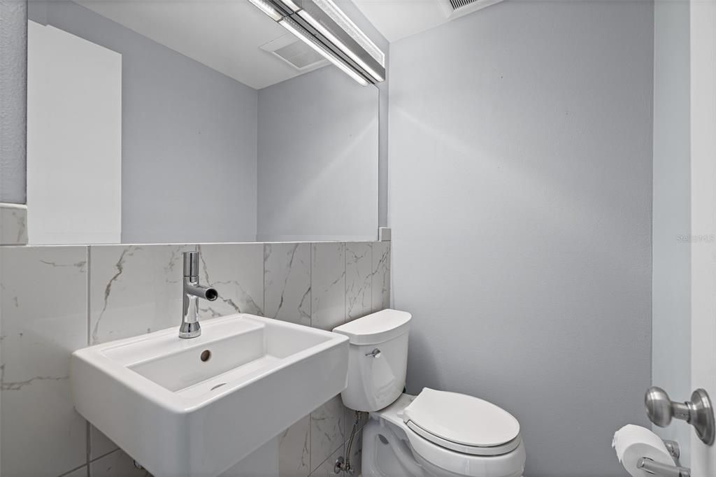 For Sale: $639,000 (2 beds, 2 baths, 1430 Square Feet)