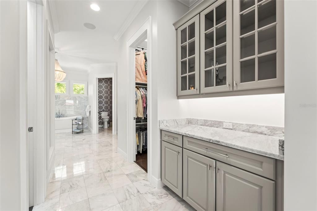 En Venta: $4,495,000 (4 camas, 3 baños, 4264 Pies cuadrados)