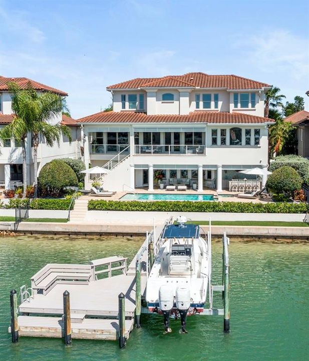 En Venta: $4,495,000 (4 camas, 3 baños, 4264 Pies cuadrados)