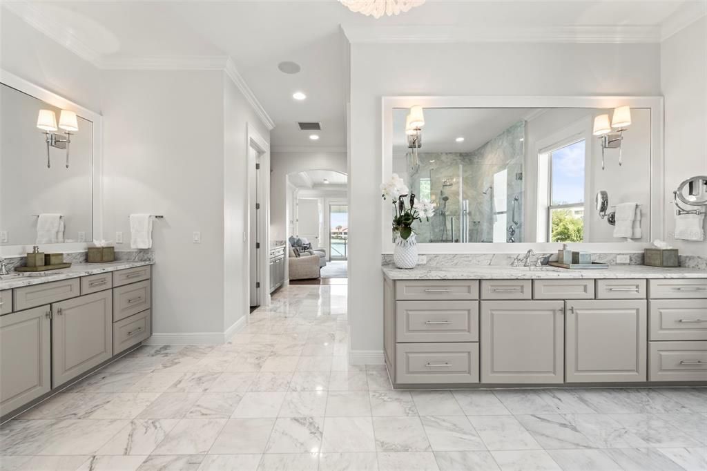 En Venta: $4,495,000 (4 camas, 3 baños, 4264 Pies cuadrados)