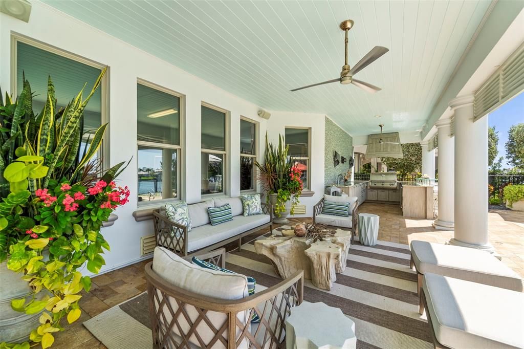 En Venta: $4,495,000 (4 camas, 3 baños, 4264 Pies cuadrados)