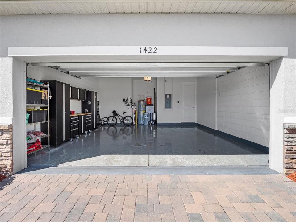 Active With Contract: $425,000 (4 beds, 2 baths, 2056 Square Feet)