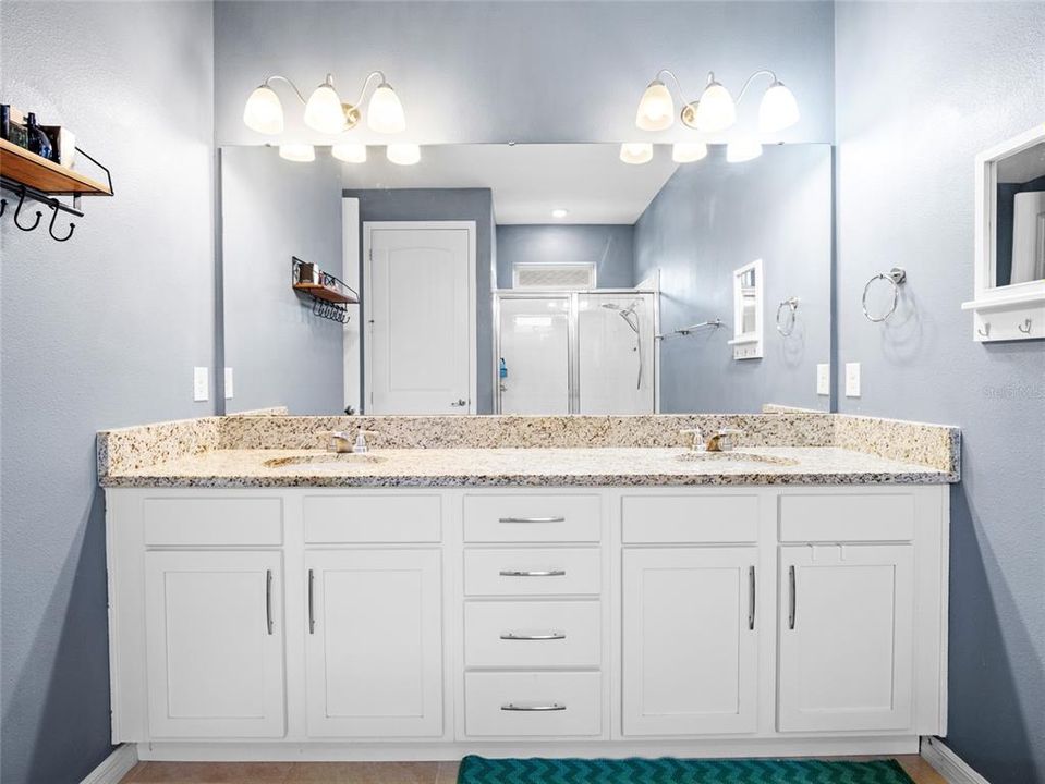 Active With Contract: $425,000 (4 beds, 2 baths, 2056 Square Feet)