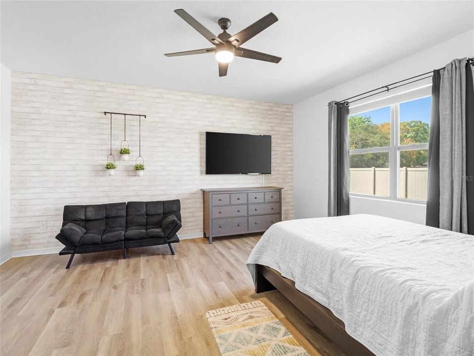 Active With Contract: $425,000 (4 beds, 2 baths, 2056 Square Feet)