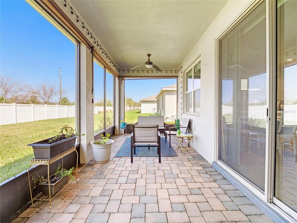 Active With Contract: $425,000 (4 beds, 2 baths, 2056 Square Feet)