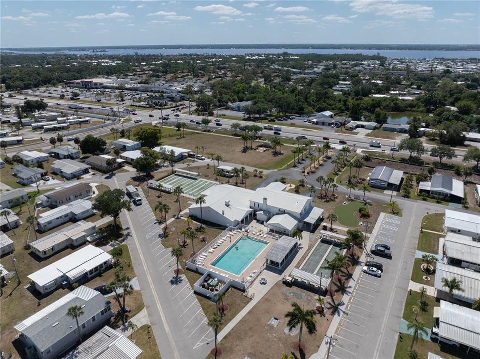 For Sale: $130,000 (2 beds, 2 baths, 1309 Square Feet)