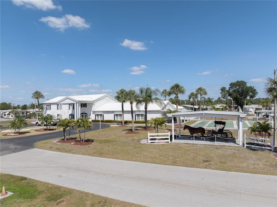 For Sale: $130,000 (2 beds, 2 baths, 1309 Square Feet)