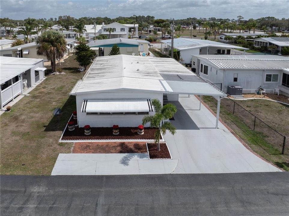 For Sale: $130,000 (2 beds, 2 baths, 1309 Square Feet)