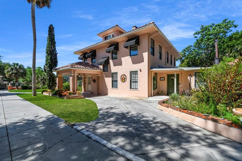 En Venta: $1,290,000 (7 camas, 8 baños, 4830 Pies cuadrados)