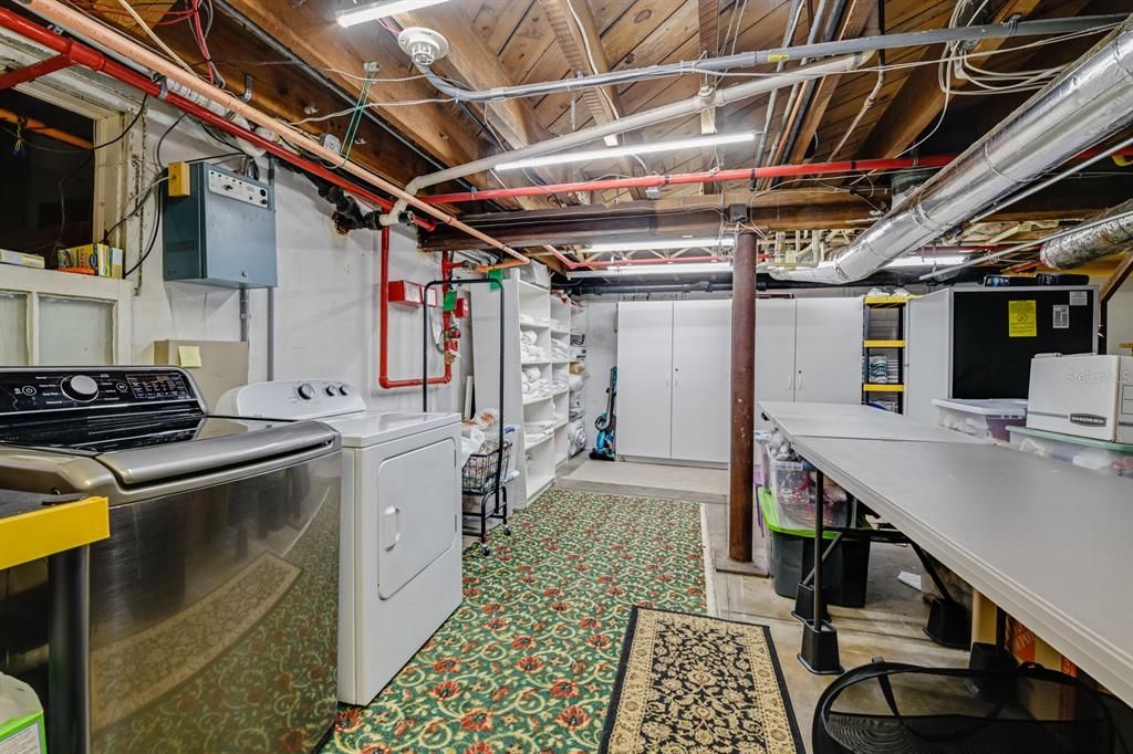 En Venta: $1,290,000 (7 camas, 8 baños, 4830 Pies cuadrados)