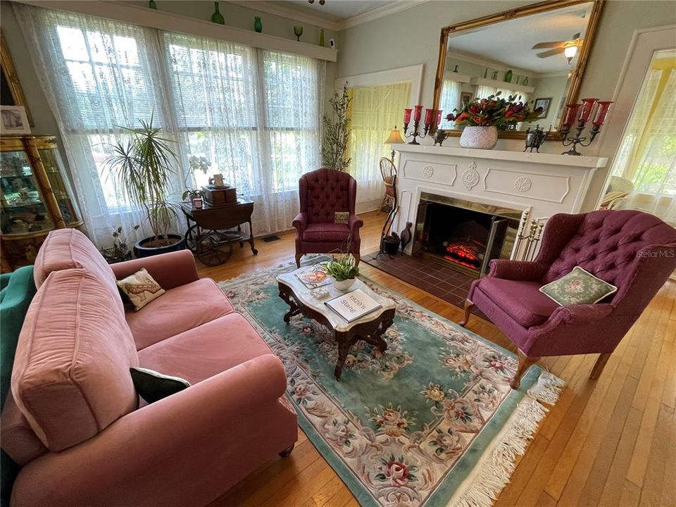 En Venta: $1,290,000 (7 camas, 8 baños, 4830 Pies cuadrados)