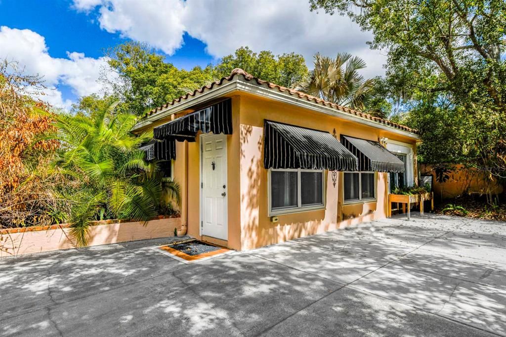 En Venta: $1,290,000 (7 camas, 8 baños, 4830 Pies cuadrados)