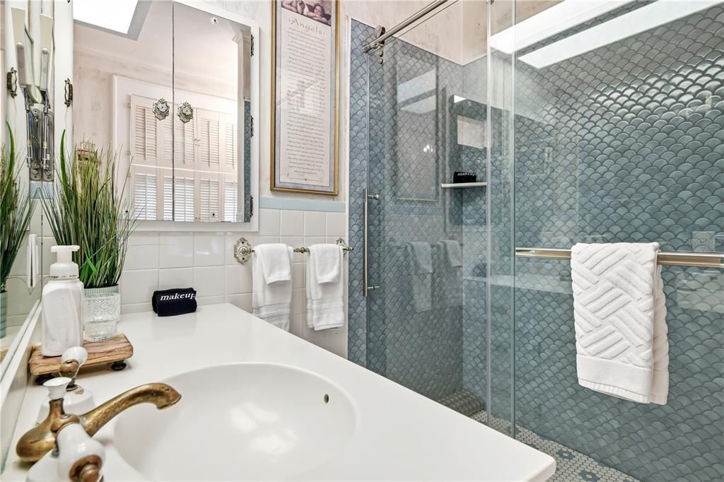 En Venta: $1,290,000 (7 camas, 8 baños, 4830 Pies cuadrados)