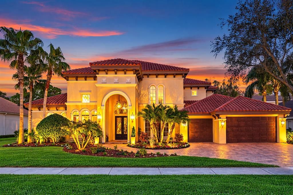 Recently Sold: $2,095,000 (4 beds, 4 baths, 5510 Square Feet)