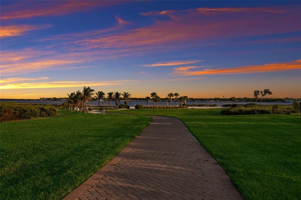 For Sale: $2,990,000 (4 beds, 3 baths, 4505 Square Feet)