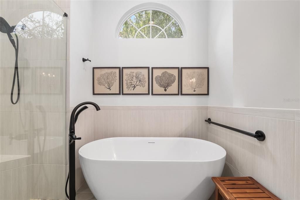 Active With Contract: $429,900 (4 beds, 2 baths, 1782 Square Feet)