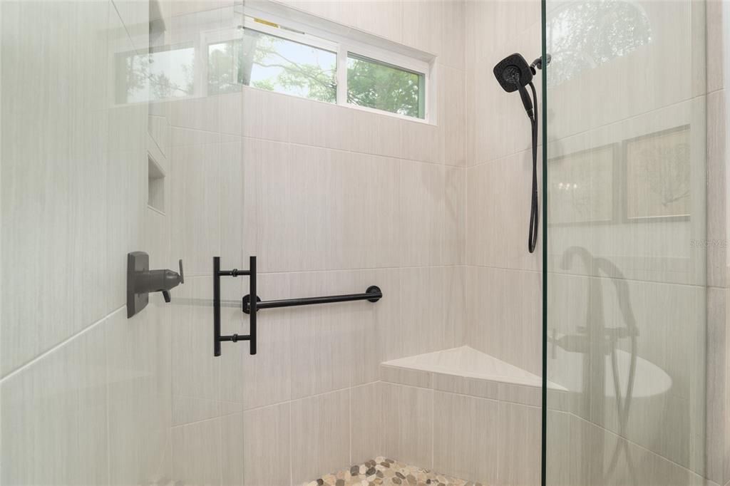 Active With Contract: $429,900 (4 beds, 2 baths, 1782 Square Feet)